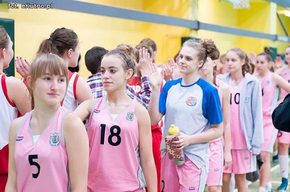 Widzew Łódź za mocny dla Juniorek MKS Kutno