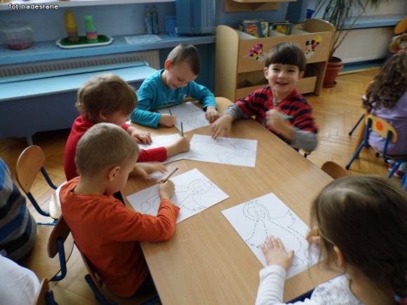 Rakietośniegowozem przez Lodową Krainę. Ferie w przedszkolu