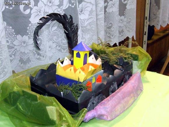 Odkrywają historię swojego miasta. Towarzystwo Miłośników Historii Żychlina rozstrzygnęło konkurs plastyczny