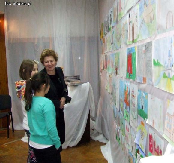 Odkrywają historię swojego miasta. Towarzystwo Miłośników Historii Żychlina rozstrzygnęło konkurs plastyczny