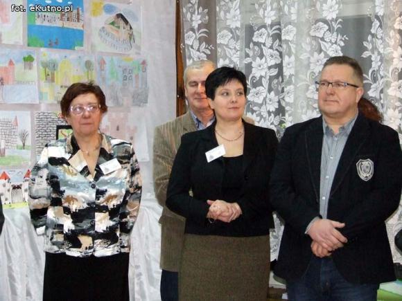 Odkrywają historię swojego miasta. Towarzystwo Miłośników Historii Żychlina rozstrzygnęło konkurs plastyczny