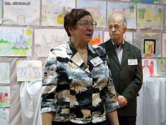 Odkrywają historię swojego miasta. Towarzystwo Miłośników Historii Żychlina rozstrzygnęło konkurs plastyczny