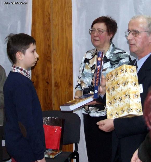 Odkrywają historię swojego miasta. Towarzystwo Miłośników Historii Żychlina rozstrzygnęło konkurs plastyczny