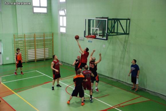 KALK 9 seria spotkań. Outcasts i Czarni pewnie wygrywają