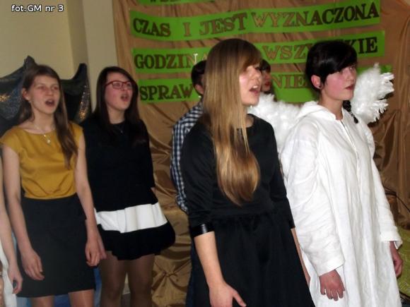 Przynieśli chwile wzruszenia i radości starszym schorowanym ludziom