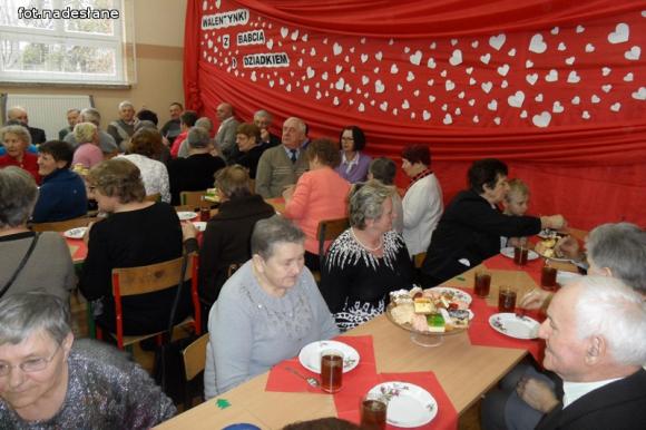  Każdy wychodził uśmiechnięty. Sprawiły to wnuczęta i Święty Walenty