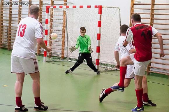 Wyniki: KAHLPN ekstraklasa, I liga i II liga