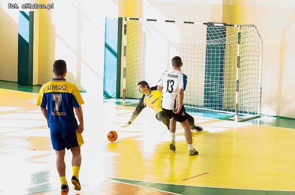 Wyniki: KAHLPN ekstraklasa, I liga i II liga