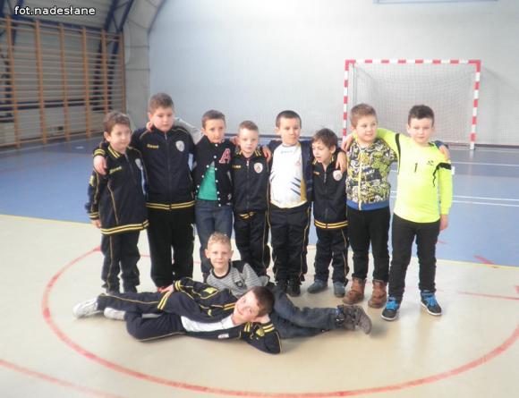 Turniej dla najmłodszych adeptów piłki nożnej w Bedlnie