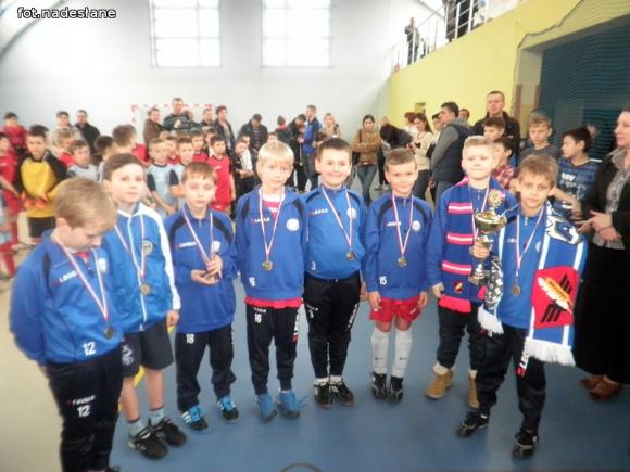 Turniej dla najmłodszych adeptów piłki nożnej w Bedlnie