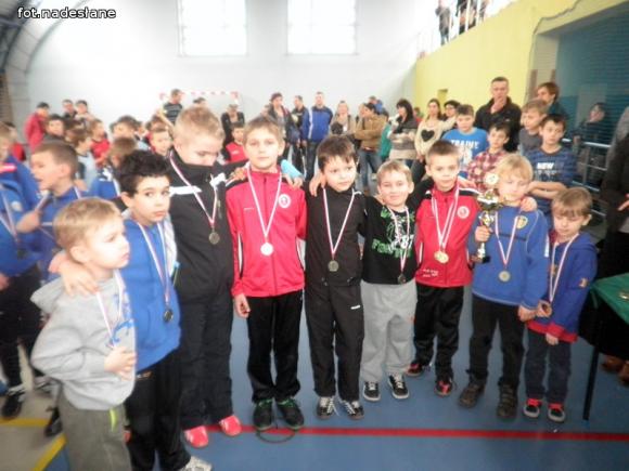 Turniej dla najmłodszych adeptów piłki nożnej w Bedlnie