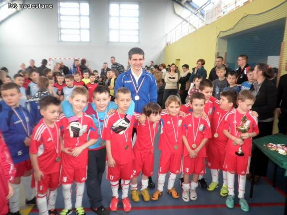 Turniej dla najmłodszych adeptów piłki nożnej w Bedlnie