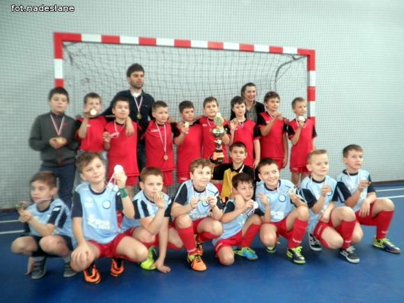 Turniej dla najmłodszych adeptów piłki nożnej w Bedlnie