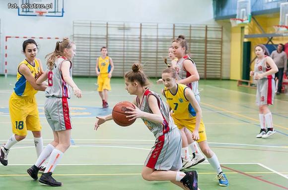 Wygrana koszykarek MKS Kutno