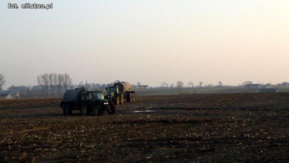 Wylewy odpadów na pola zagrożeniem dla środowiska