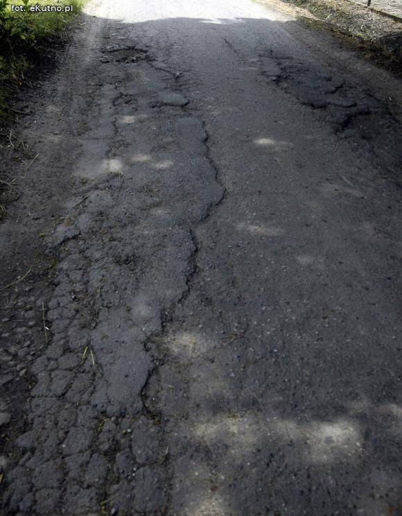 Szlakiem zniszczonych dróg powiatu kutnowskiego: Jeszcze raz Raciborów
