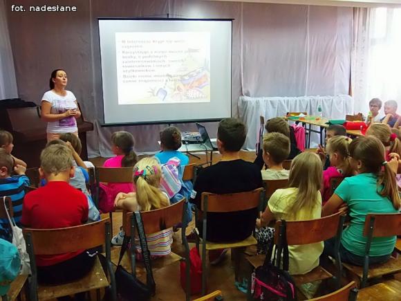 Półmetek wakacyjnych warsztatów w Żychlińskim Domu Kultury
