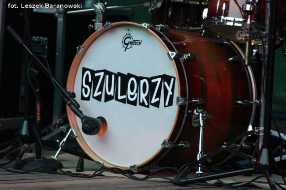 Mamo, mamo patrz, jaka duża pani z parasolką! Otwarcie Festiwalu Ognia w Kutnie