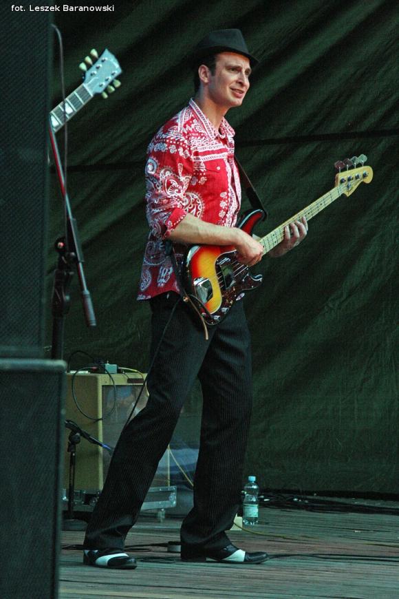 Mamo, mamo patrz, jaka duża pani z parasolką! Otwarcie Festiwalu Ognia w Kutnie