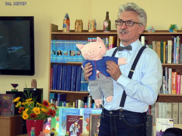 Udany pierwszy tydzień wakacji w bibliotece