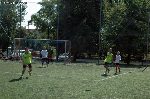 Piłka jest okrągła... Wakacje z MOSiRem