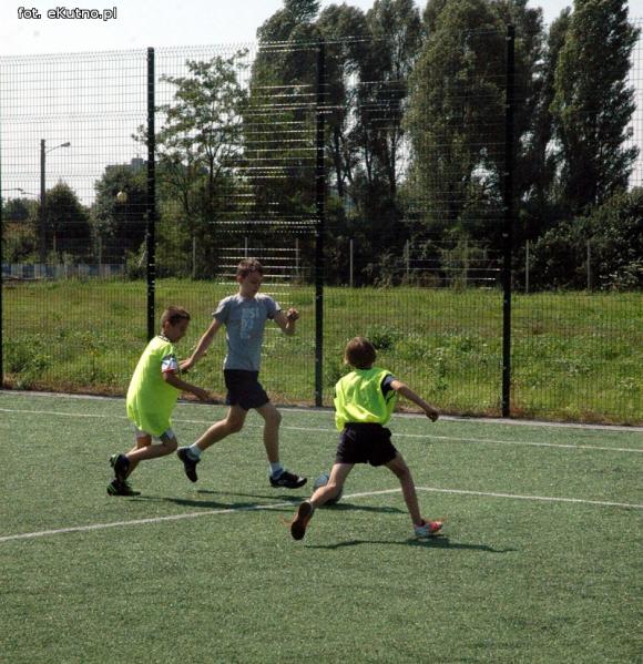 Piłka jest okrągła... Wakacje z MOSiRem