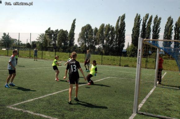 Piłka jest okrągła... Wakacje z MOSiRem