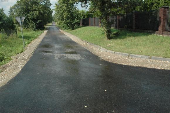 Czytelnicy pytają: Co z fuszerką na drodze w Gołębiewie Starym?