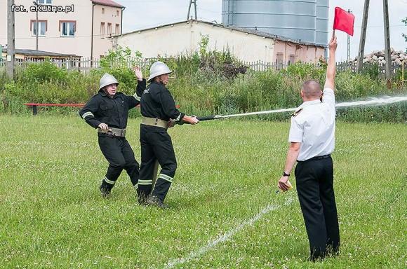 Strażackie zawody w Oporowie. OSP Skórzewa bezkonkurencyjna