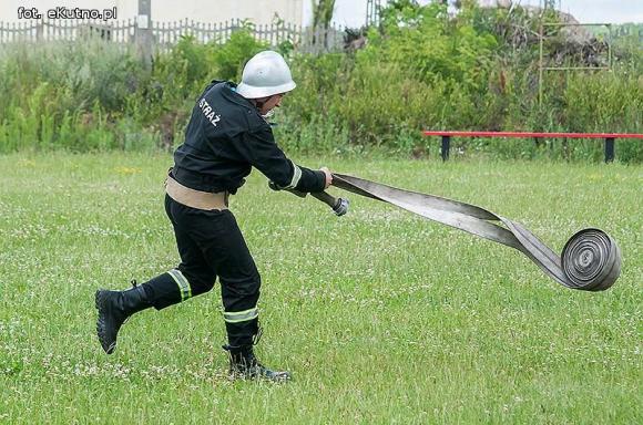 Strażackie zawody w Oporowie. OSP Skórzewa bezkonkurencyjna