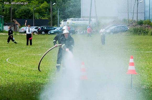 Strażackie zawody w Oporowie. OSP Skórzewa bezkonkurencyjna