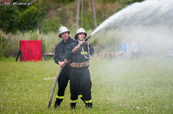 Strażackie zawody w Oporowie. OSP Skórzewa bezkonkurencyjna