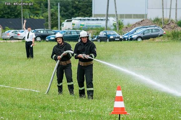 Strażackie zawody w Oporowie. OSP Skórzewa bezkonkurencyjna