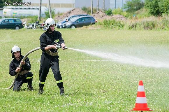Strażackie zawody w Oporowie. OSP Skórzewa bezkonkurencyjna