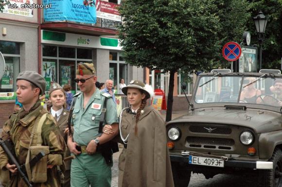 Piąta Odyseja Historyczna otwarta pod zachmurzonym kutnowskim niebem