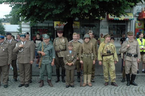 Piąta Odyseja Historyczna otwarta pod zachmurzonym kutnowskim niebem