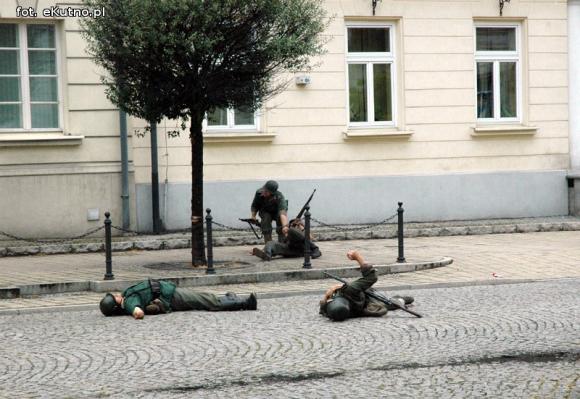 Piąta Odyseja Historyczna otwarta pod zachmurzonym kutnowskim niebem