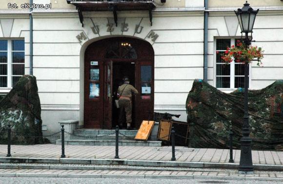 Piąta Odyseja Historyczna otwarta pod zachmurzonym kutnowskim niebem