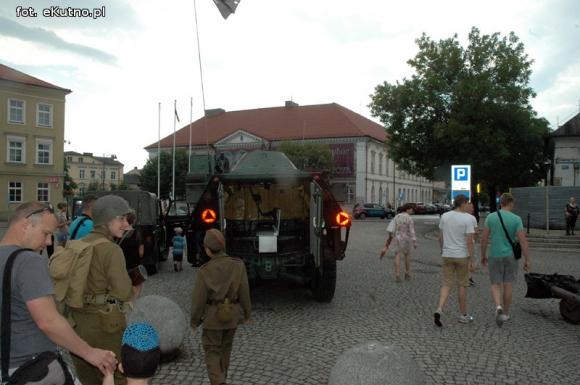 Piąta Odyseja Historyczna otwarta pod zachmurzonym kutnowskim niebem