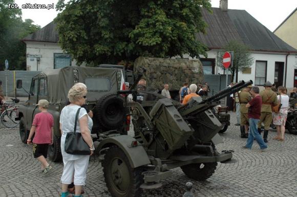 Piąta Odyseja Historyczna otwarta pod zachmurzonym kutnowskim niebem