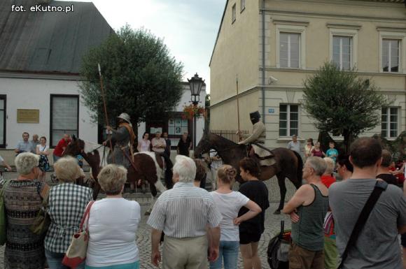 Piąta Odyseja Historyczna otwarta pod zachmurzonym kutnowskim niebem