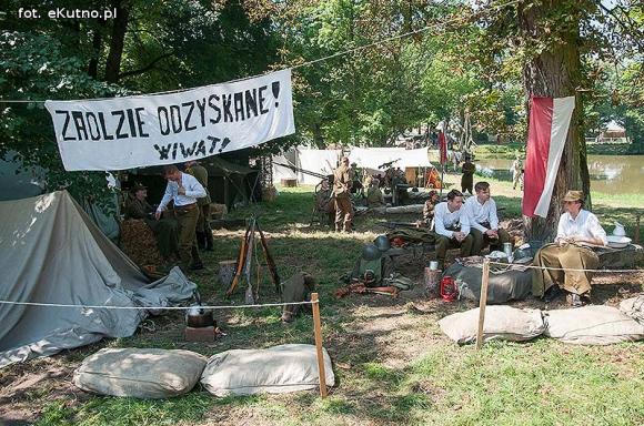 Żołnierze, najemnicy, rycerze i wojowie. Dioramy historyczne w Leszczynku