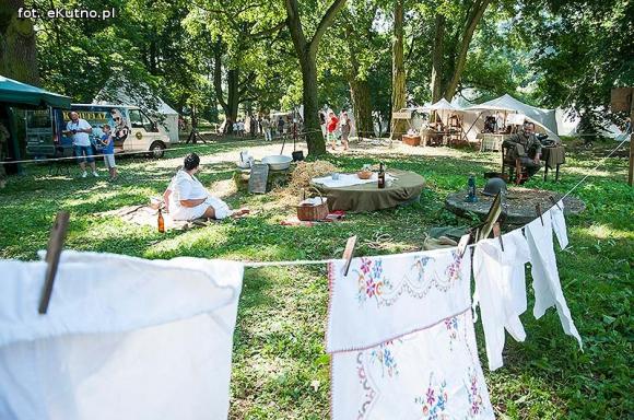 Żołnierze, najemnicy, rycerze i wojowie. Dioramy historyczne w Leszczynku