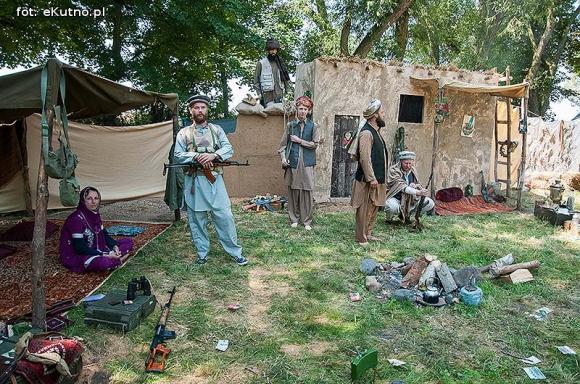 Żołnierze, najemnicy, rycerze i wojowie. Dioramy historyczne w Leszczynku