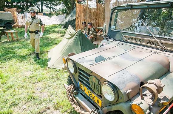 Żołnierze, najemnicy, rycerze i wojowie. Dioramy historyczne w Leszczynku