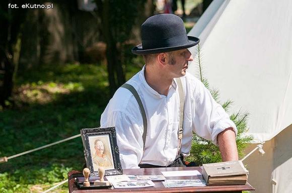 Żołnierze, najemnicy, rycerze i wojowie. Dioramy historyczne w Leszczynku