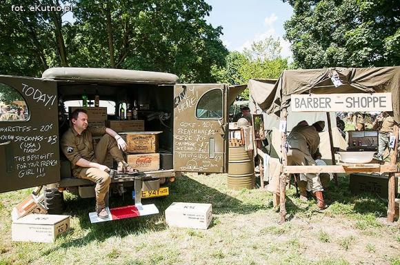 Żołnierze, najemnicy, rycerze i wojowie. Dioramy historyczne w Leszczynku