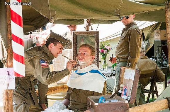 Żołnierze, najemnicy, rycerze i wojowie. Dioramy historyczne w Leszczynku