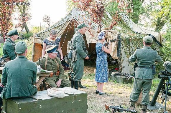 Żołnierze, najemnicy, rycerze i wojowie. Dioramy historyczne w Leszczynku