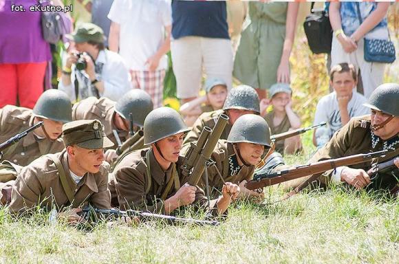Na wroga ognia i spaliny gratis. Drugi dzień Odysei Historycznej